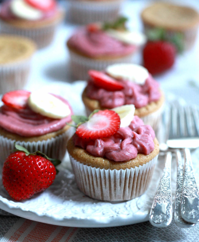 strawberry-banana-cupcakes-wordpress-4